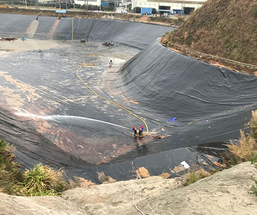 莱城废水池清理